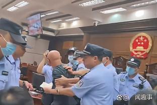 官方：切尔西与17岁青训小将阿奇姆蓬签下首份职业合同